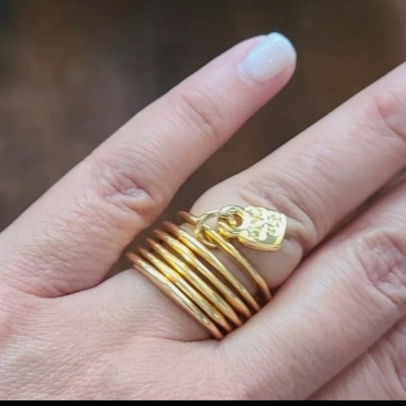 Uno de 50 Ring - PRISONER - Limited edition - 18K Plated Gold - Picture 9 of 14